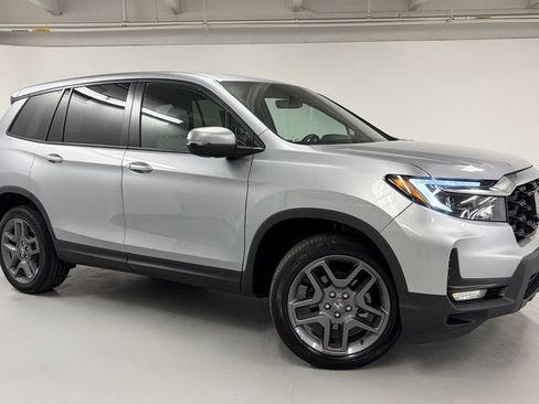 Used 2023 Honda Passport EX-L image 8