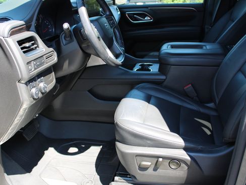 Used 2021 Chevrolet Tahoe Z71 image 11