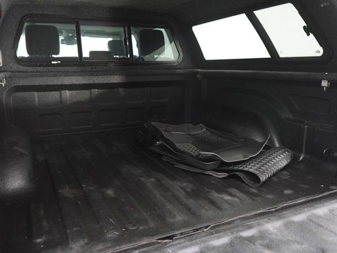 Used 2017 RAM 1500 Laramie w/ Convenience Group AWD/4WD image 19