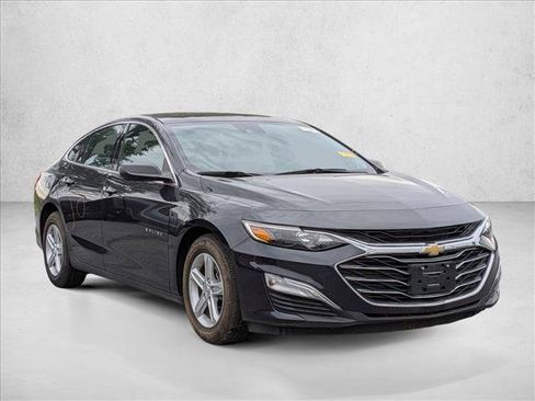 Used 2023 Chevrolet Malibu LS FWD image 3