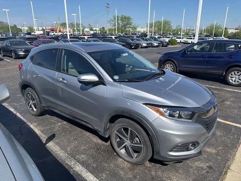 Used 2021 Honda HR-V EX-L image 6