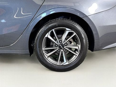 Certified 2023 Kia Forte LXS w/ LXS Technology Package FWD image 27