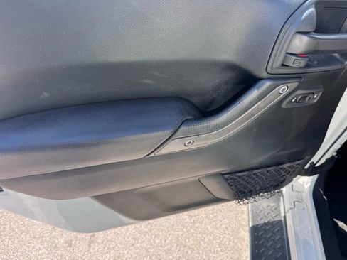 Used 2017 Jeep Wrangler Unlimited Sport w/ Quick Order Package 24S image 18