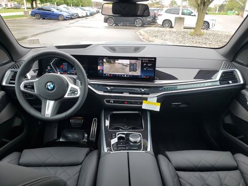 New 2026 BMW X5 xDrive40i w/ M Sport Package AWD/4WD image 20