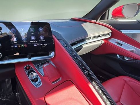 Used 2022 Chevrolet Corvette Stingray Preferred Conv w/ 2LT image 24