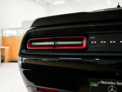 Used 2018 Dodge Challenger SRT Demon RWD image 11