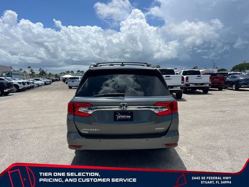 Used 2018 Honda Odyssey Touring image 6