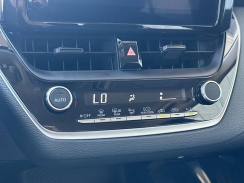 Used 2026 Toyota Corolla LE FWD image 18