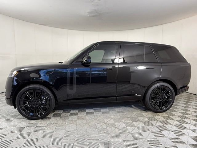 New 2026 Land Rover Range Rover SE AWD/4WD image 3