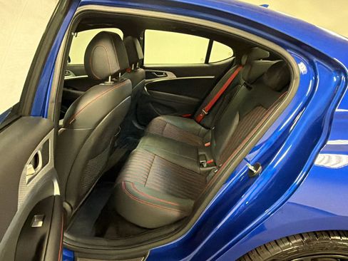 Used 2023 Genesis G70 2.0T w/ Sport Prestige Package RWD image 23