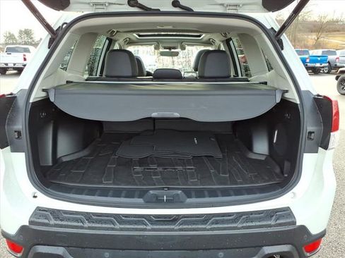 Used 2021 Subaru Forester Limited image 7