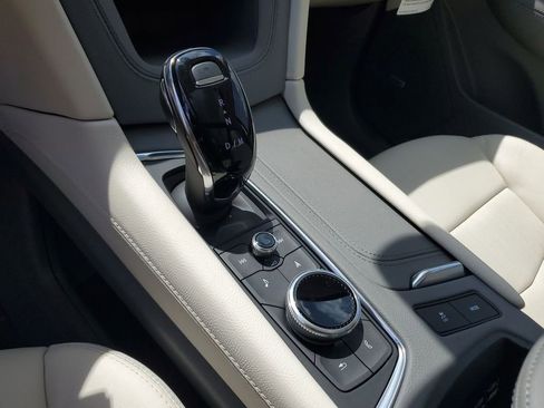 New 2025 Cadillac XT5 Premium Luxury image 16