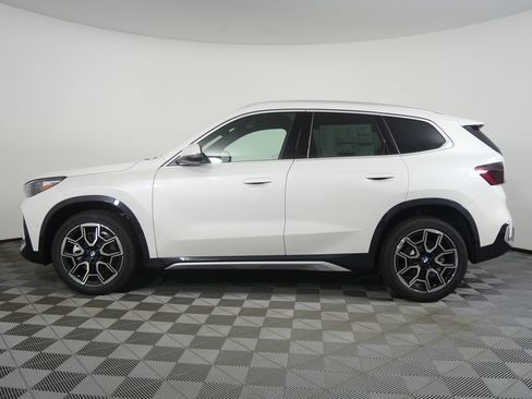New 2026 BMW X1 xDrive28i AWD/4WD image 6