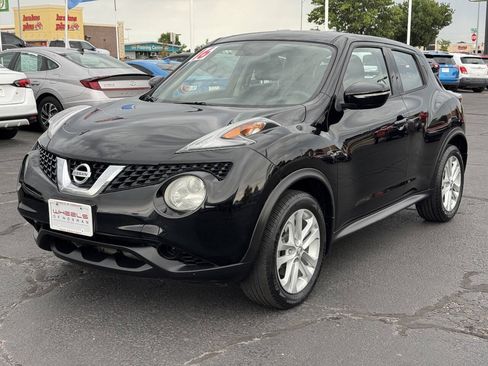 Used 2016 Nissan Juke S FWD image 8