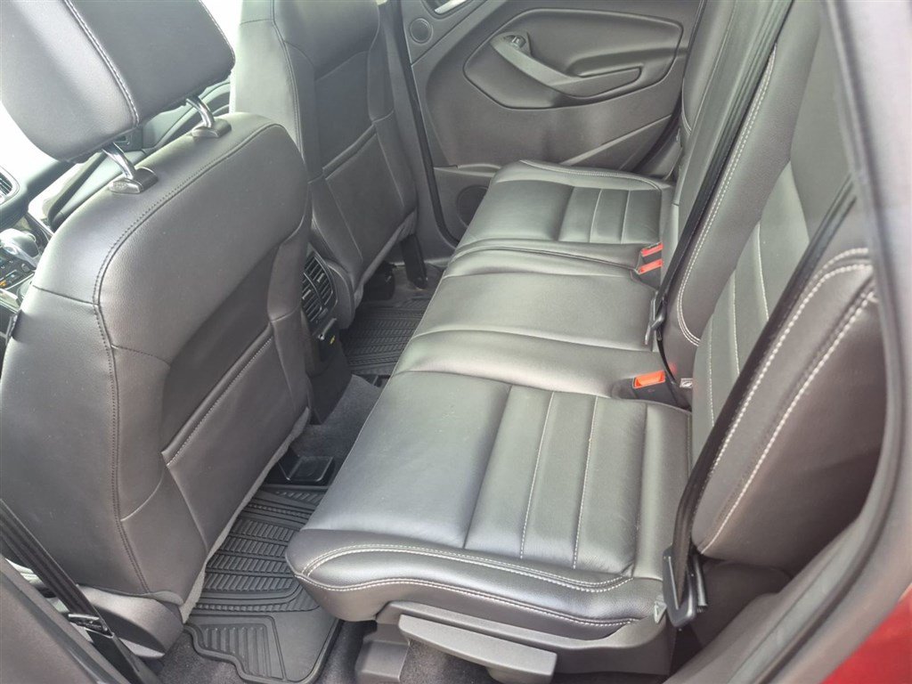 Used 2016 Ford Escape Titanium w/ Equipment Group 301A AWD/4WD image 9