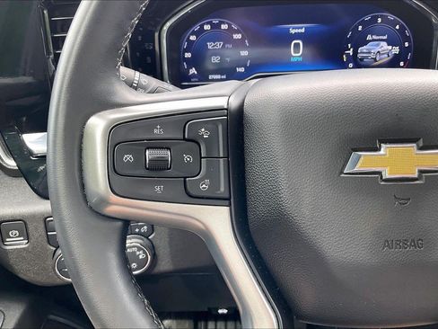Used 2023 Chevrolet Silverado 1500 LT AWD/4WD image 19