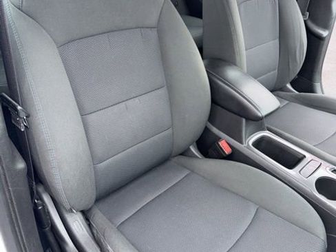 Used 2016 Chevrolet Cruze LT image 19