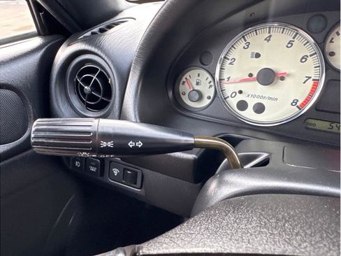 Used 2002 MAZDA MX-5 Miata image 18