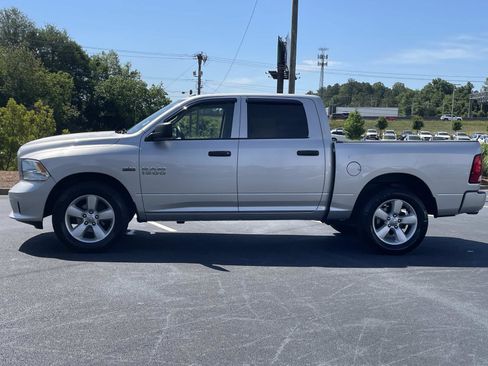 Used 2016 RAM 1500 Express w/ Popular Equipment Group AWD/4WD image 4