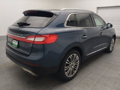 Used 2016 Lincoln MKX Reserve w/ Technology Package FWD image 9