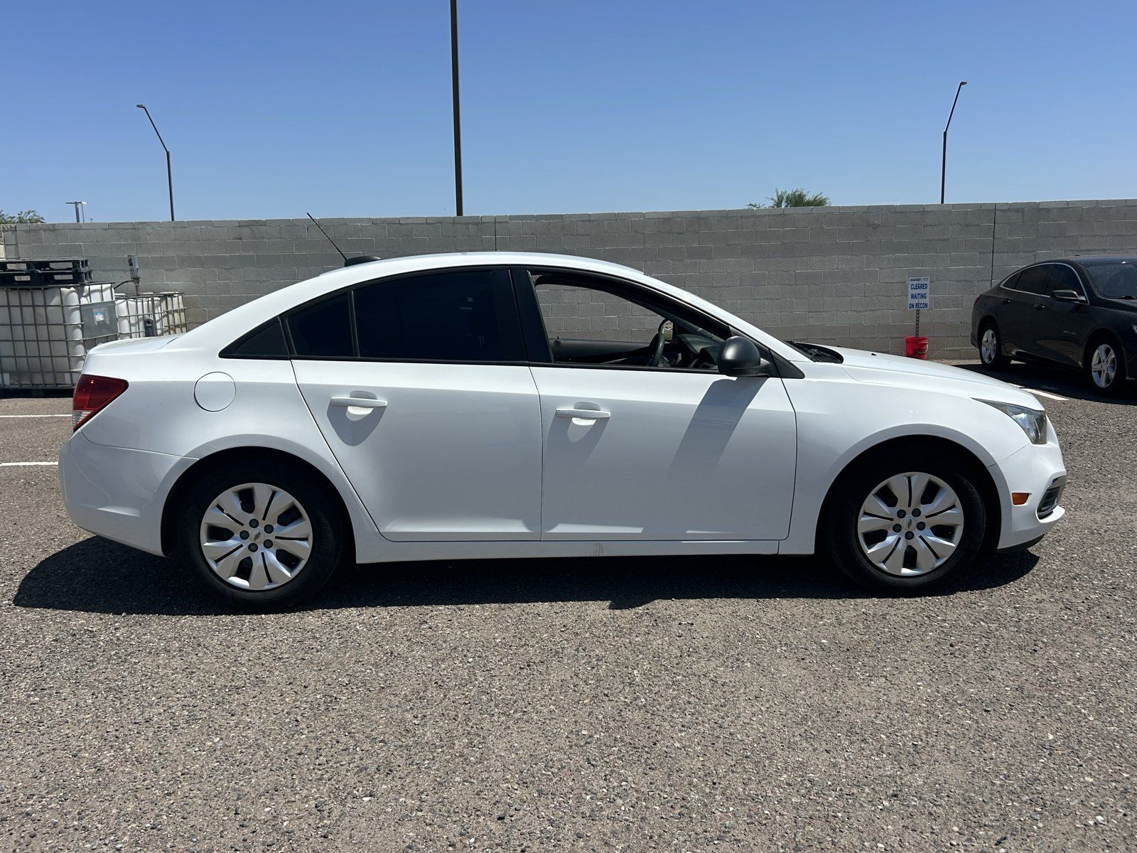 Used 2015 Chevrolet Cruze LS FWD image 6