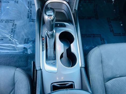 Used 2018 Chevrolet Malibu LT image 25