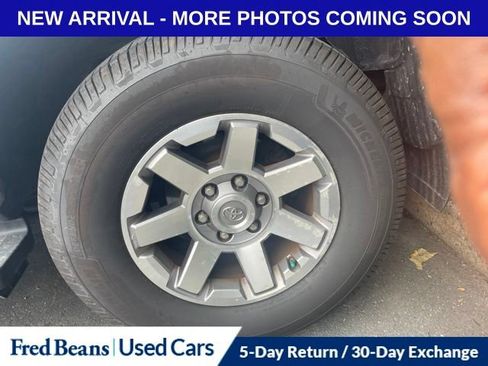 Used 2016 Toyota 4Runner Trail Premium AWD/4WD image 12