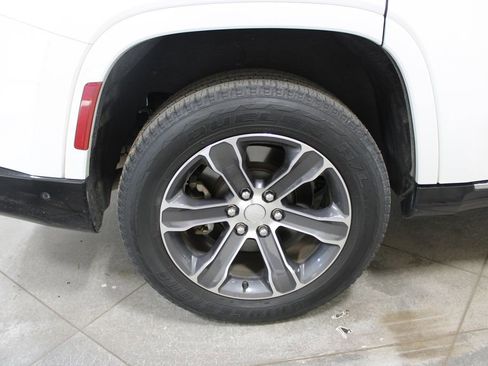 Used 2023 Jeep Grand Wagoneer 4WD image 44