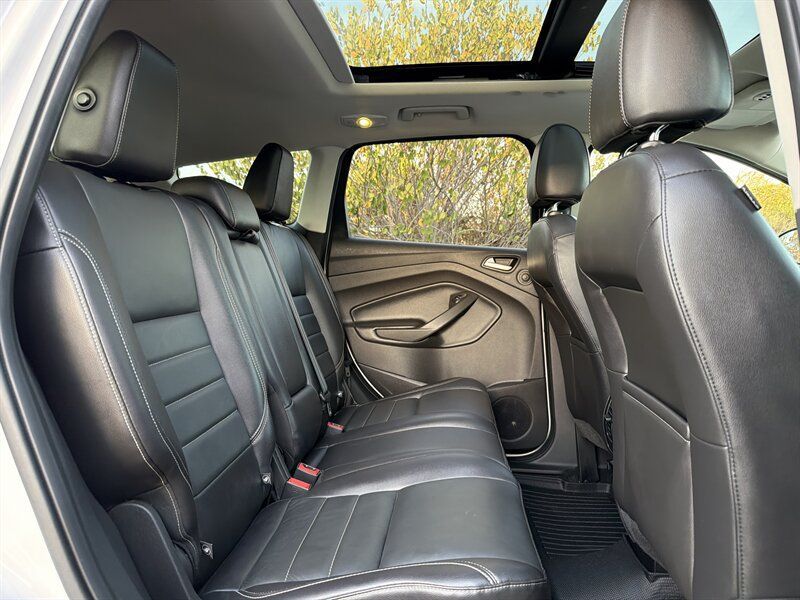 Used 2016 Ford Escape Titanium FWD image 14