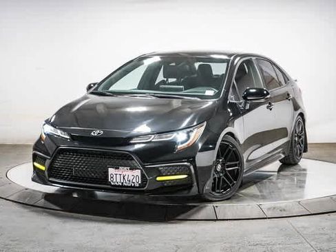 Used 2021 Toyota Corolla SE image 1
