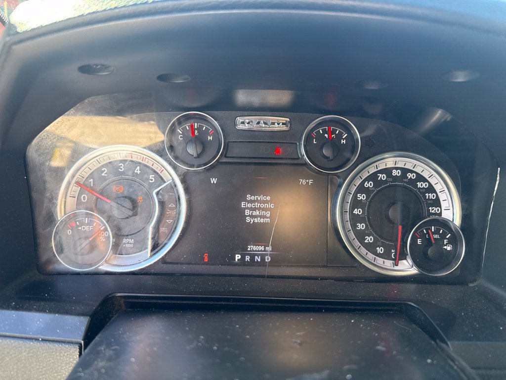 Used 2018 RAM 3500 Laramie AWD/4WD image 6