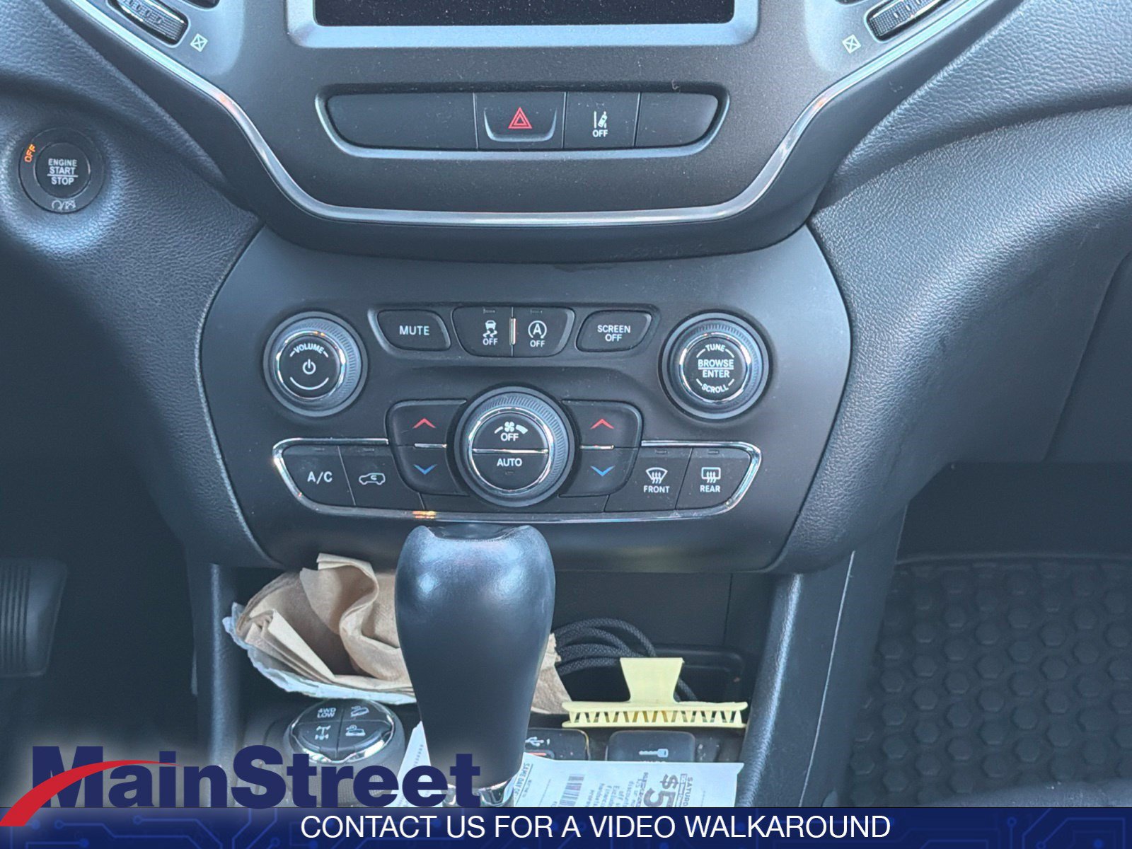 Used 2022 Jeep Cherokee Trailhawk w/ Sound & Nav Group AWD/4WD image 13