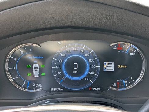 Used 2016 Cadillac Escalade Premium AWD/4WD image 20