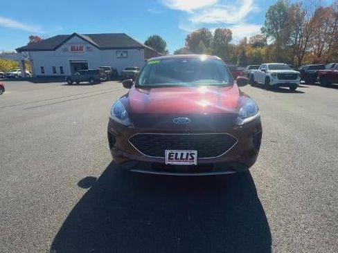 Used 2021 Ford Escape SE w/ Cold Weather Package image 3