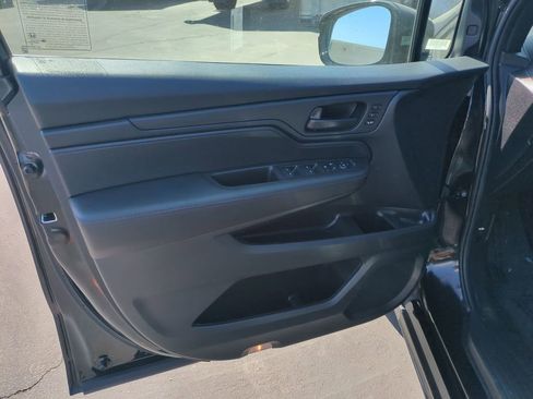 Used 2025 Honda Odyssey Sport-L image 11