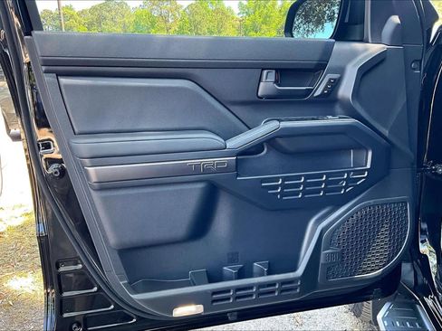 Used 2025 Toyota 4Runner TRD Off-Road Premium image 22