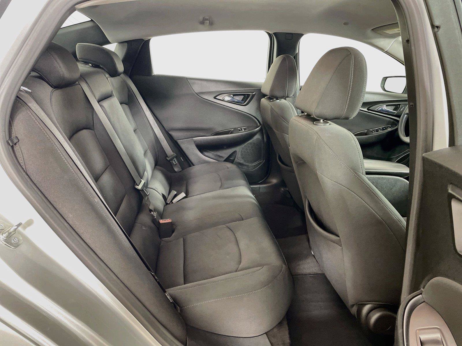 Used 2020 Chevrolet Malibu LT FWD image 25