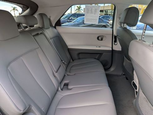 Used 2025 Hyundai Ioniq 5 SEL image 31