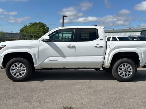 Certified 2024 Toyota Tacoma SR5 RWD image 10
