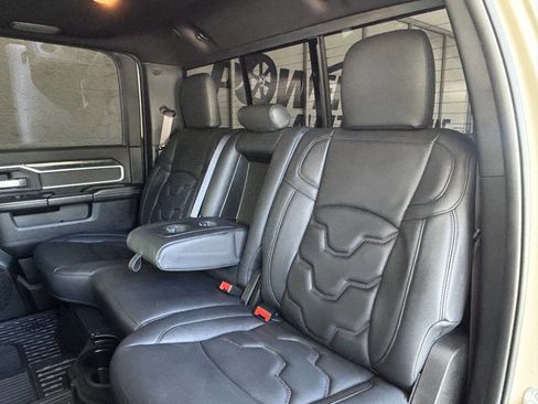 Used 2022 RAM 2500 Big Horn w/ Level C Equiment Group AWD/4WD image 27