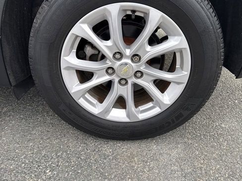 Used 2018 Chevrolet Equinox LS image 33