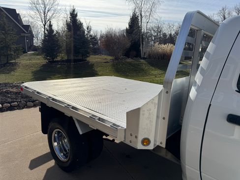 Used 2015 RAM 3500 Tradesman w/ Power & Remote Entry Group image 33