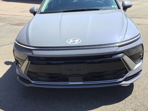 Used 2025 Hyundai Sonata SEL image 2