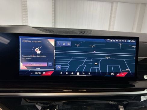Used 2025 BMW X5 xDrive40i w/ Premium Package AWD/4WD image 14