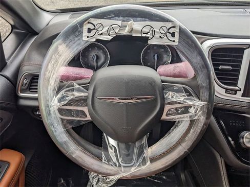 New 2026 Chrysler Pacifica Pinnacle image 15