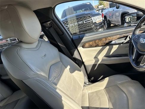 Used 2018 Cadillac CT6 Luxury image 14