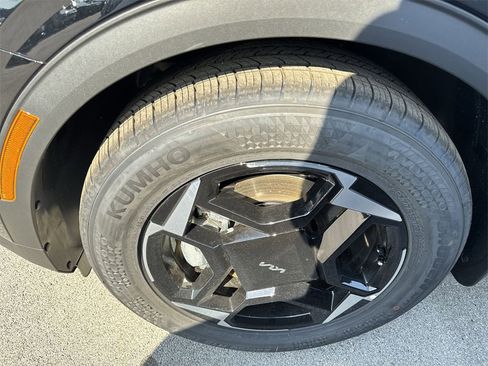 New 2026 Kia Sportage EX w/ EX Panorama Roof Package image 10