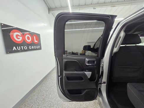 Used 2019 Chevrolet Silverado 1500 LT AWD/4WD image 26