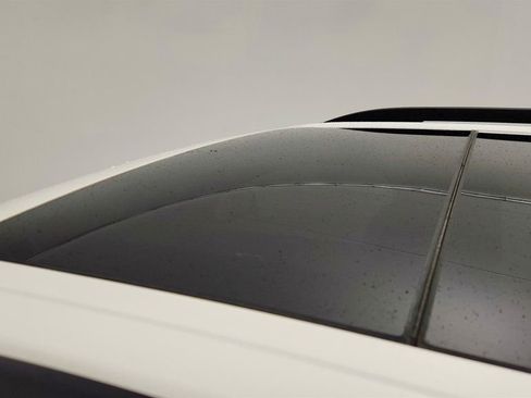 Used 2025 Ford Explorer ST-Line w/ Premium Package image 10