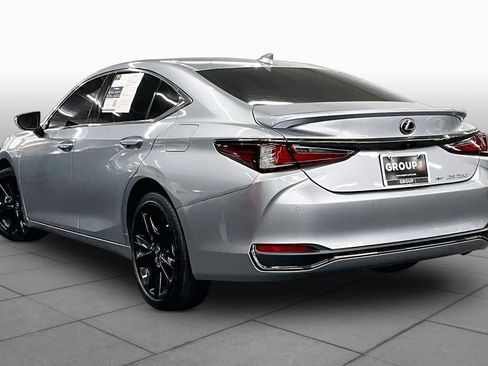 Used 2022 Lexus ES 250 F Sport w/ Accessory Package AWD/4WD image 12
